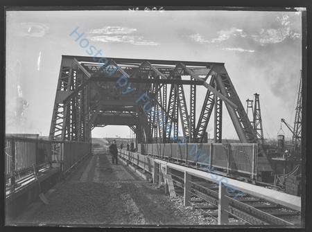 Buccleuch Dock Lifting Bridge — Nowstalgia Gallery