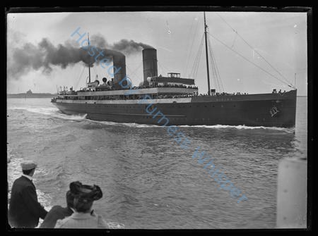 Isle of Man Passenger Steamer Viking — Nowstalgia Gallery