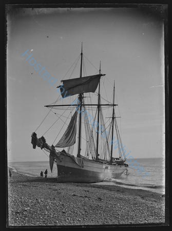 Sailing Vessel Creek Fisher Aground — Nowstalgia Gallery