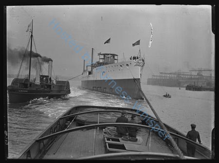 Sao Paulo After Launch With Paddle Tug Lismore — Nowstalgia Gallery
