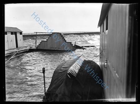 Floating Swimming Baths Ramsden Dock — Nowstalgia Gallery