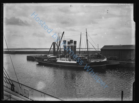 Dutch Tug Zwarte zee — Nowstalgia Gallery