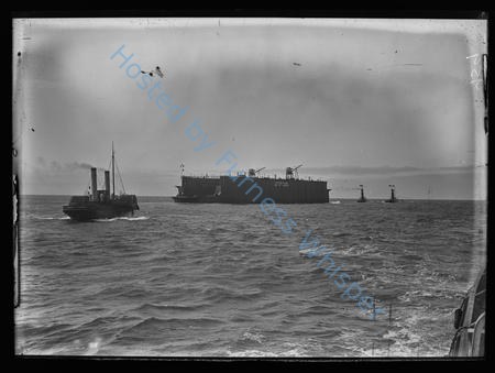 Floating Dock and Paddle Tug Lismore — Nowstalgia Gallery