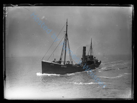 Steam Trawler GY 143 (Agami) — Nowstalgia Gallery