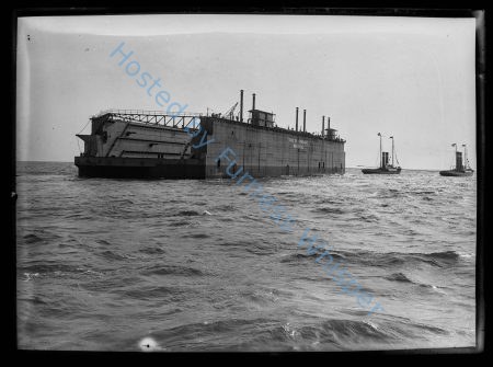 Floating Dock Duke of Connaught, the Canadian drydock for Montreal — Nowstalgia Gallery
