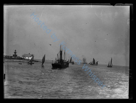 Trawler Gyllor Risor? at Fleetwood. — Nowstalgia Gallery