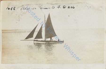 Sail Prawn Fishing Boat FD206 Orient — Nowstalgia Gallery