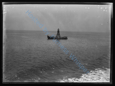 Lune Light ship — Nowstalgia Gallery