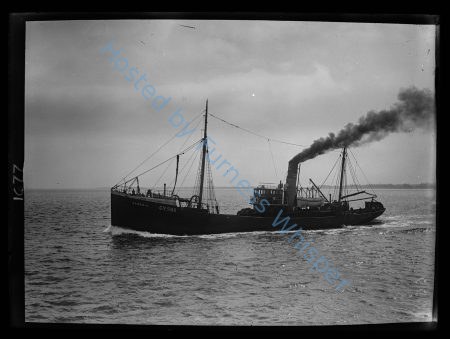Steam Trawler GY588 Alberia — Nowstalgia Gallery