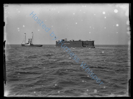 Floating Dock Dique Flotante No2 + Tug — Nowstalgia Gallery