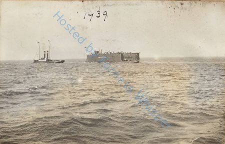 Floating Dock Dique Flotante No2 + Tug — Nowstalgia Gallery