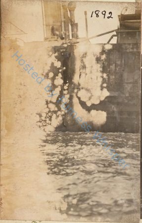 Cargo Vessel SS Fulmar aground — Nowstalgia Gallery