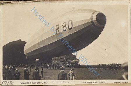 Vickers Airship, R80, Walney Island    Leaving the shed — Nowstalgia Gallery