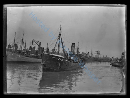Fleetwood Steam Trawler FD20 Lucida — Nowstalgia Gallery