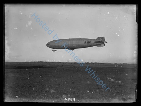 Airship R80 In Flight — Nowstalgia Gallery