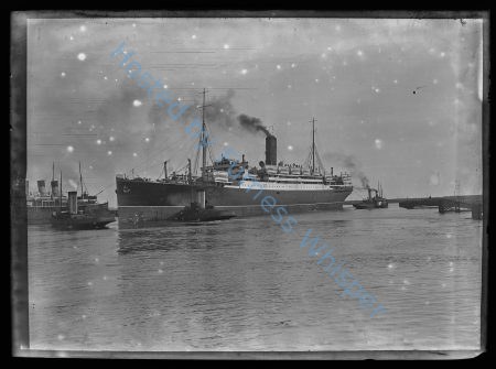 Cunard Liner SCYTHIA leaving Barrow — Nowstalgia Gallery