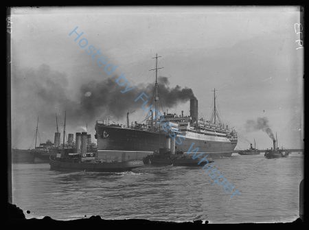 Cunard Liner SCYTHIA leaving Barrow — Nowstalgia Gallery
