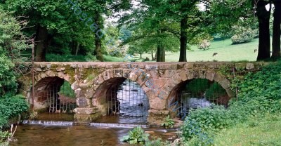 Bow Bridge: A Medieval Marvel