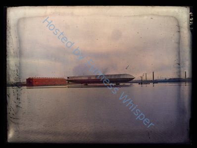 Mayfly’s Mishap: A Grounded Dream in Cavendish Dock