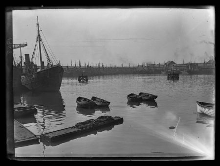 The New Dock and Steam Trawler FD59 Evelyn — Furness Whisper