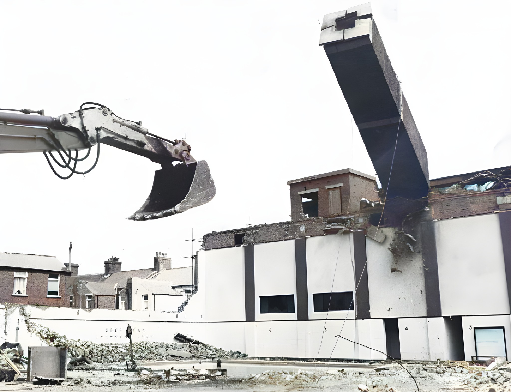 Image for Long-awaited plunge remembering barrow's abbey road baths