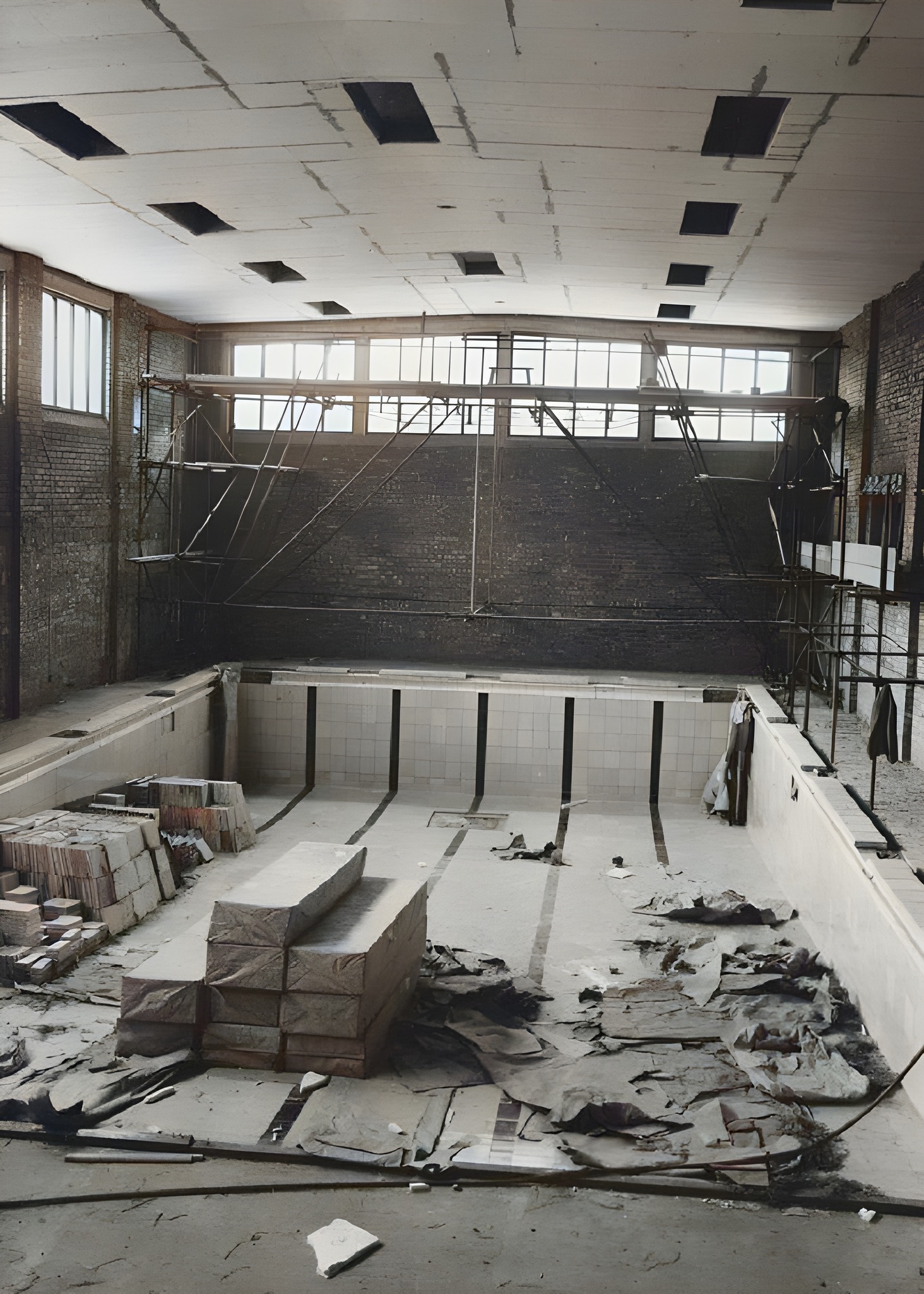 Image for Long-awaited plunge remembering barrow's abbey road baths